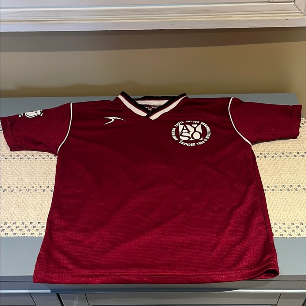 AYSO Kids Soccer Shirt Size YXS❤️